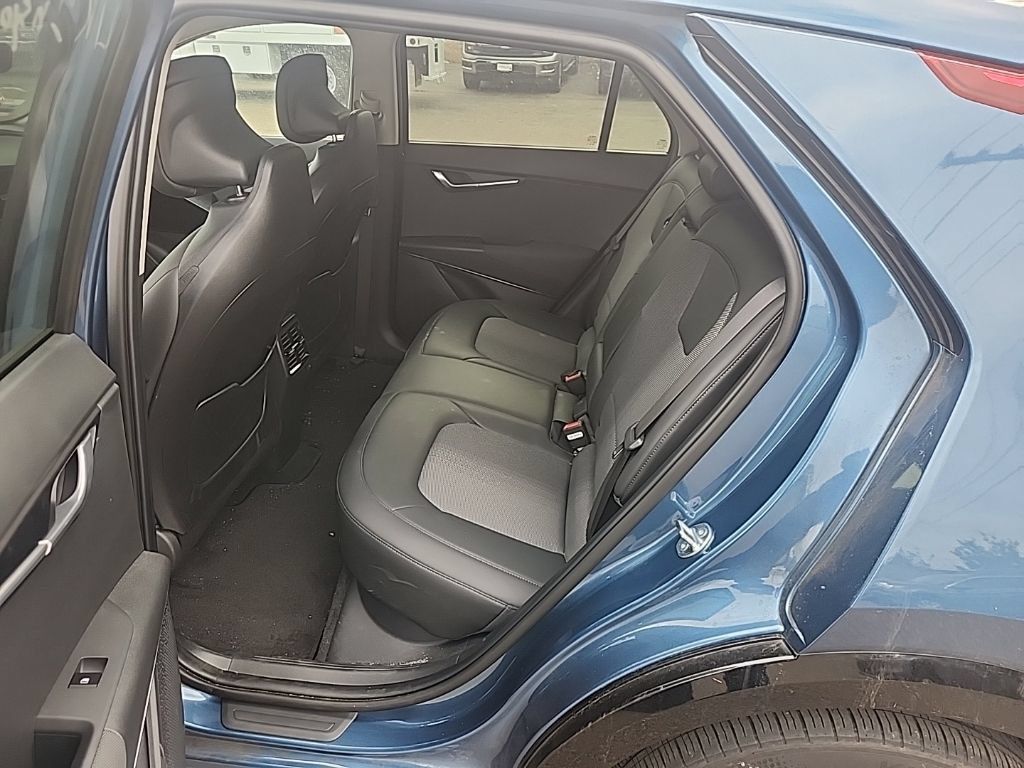 Certified 2024 Kia Niro Wind FWD image 20