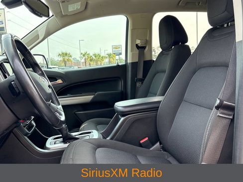 Used 2022 Chevrolet Colorado LT w/ LT Convenience Package RWD image 4
