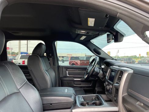 Used 2018 RAM 3500 Laramie Longhorn image 31