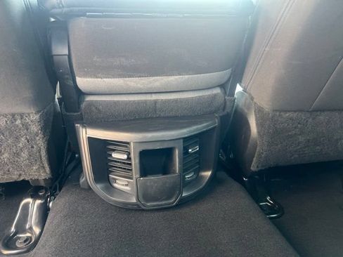 Used 2024 RAM 2500 Big Horn AWD/4WD image 23