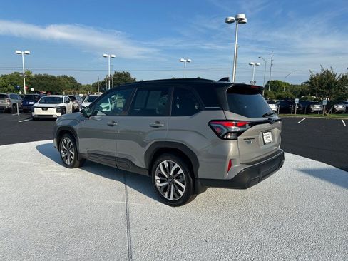 Used 2026 Subaru Forester Touring w/ Touring Hybrid Package AWD/4WD image 5