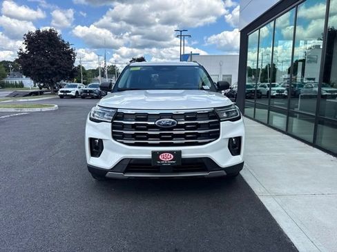 Used 2025 Ford Explorer Active w/ Active Comfort Package AWD/4WD image 10