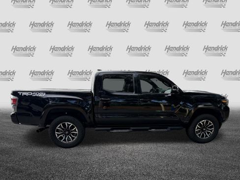 Used 2022 Toyota Tacoma TRD Sport w/ TRD Premium Sport Package AWD/4WD image 10