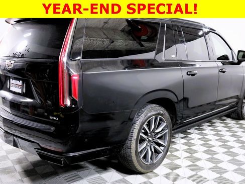 Used 2021 Cadillac Escalade ESV Sport w/ Driver Assist Tech Package image 6