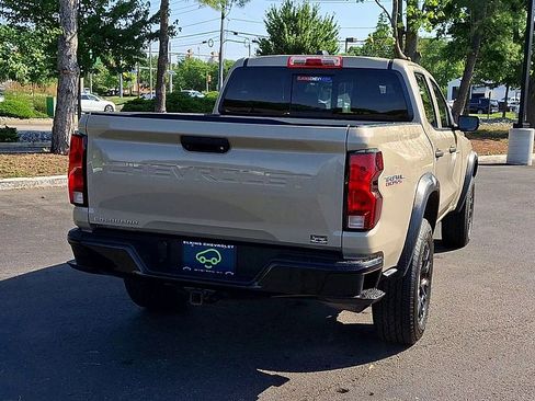 Certified 2024 Chevrolet Colorado Trail Boss w/ Advanced Trailering Package AWD/4WD image 2