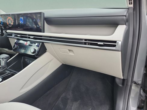 Used 2025 Hyundai Tucson SEL FWD image 20