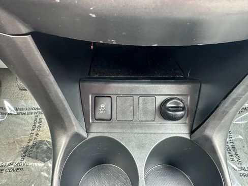 Used 2011 Toyota RAV4 4WD w/ Base L4 Extra Value Pkg image 30