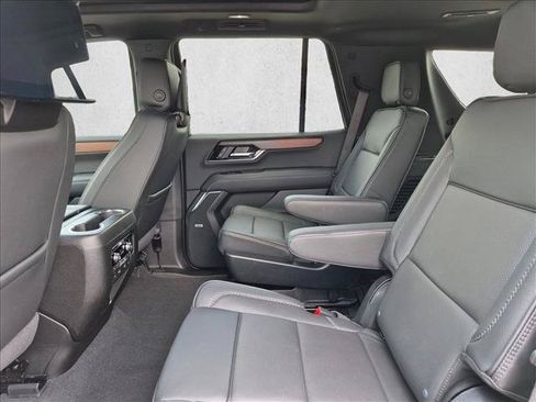 Used 2025 GMC Yukon Denali w/ Denali Reserve Package AWD/4WD image 21