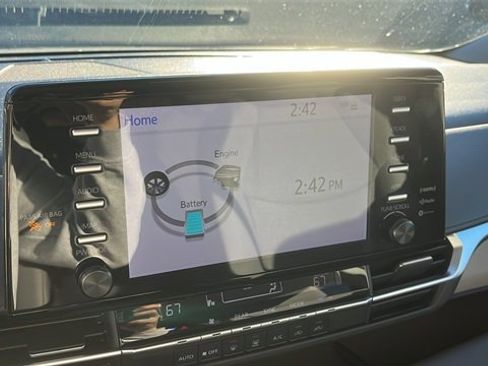 Certified 2022 Toyota Sienna LE image 14