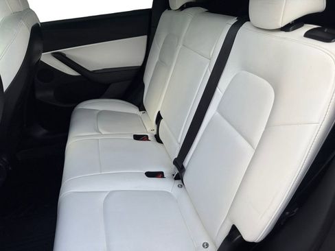 Used 2021 Tesla Model Y Long Range AWD/4WD image 13