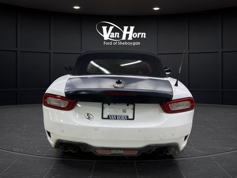 Used 2020 FIAT 124 Spider Abarth w/ Convenience Group RWD image 15