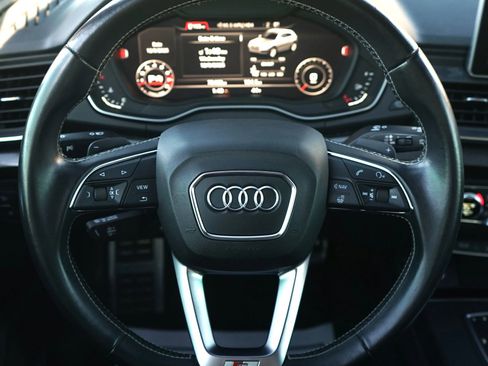 Used 2018 Audi SQ5 Premium Plus image 22