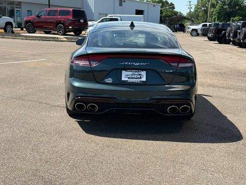 Used 2022 Kia Stinger GT1 RWD image 11