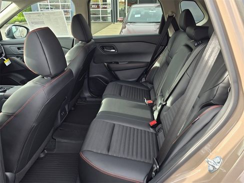 New 2026 Nissan Rogue Rock Creek image 10