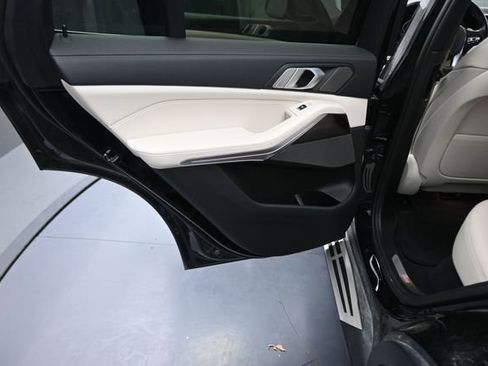 Used 2021 BMW X5 xDrive40i w/ Premium Package AWD/4WD image 48