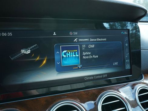 Used 2019 Mercedes-Benz E 450 4MATIC Wagon w/ Premium Package image 33