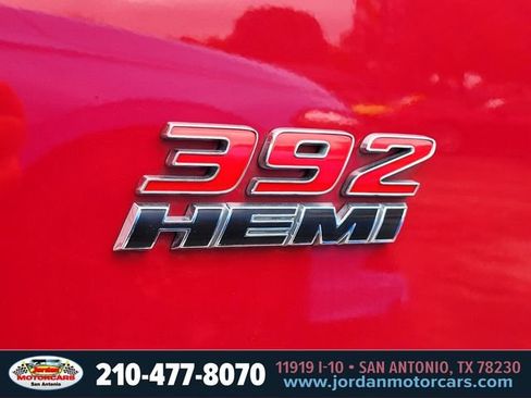 Used 2012 Dodge Challenger SRT8 RWD image 9