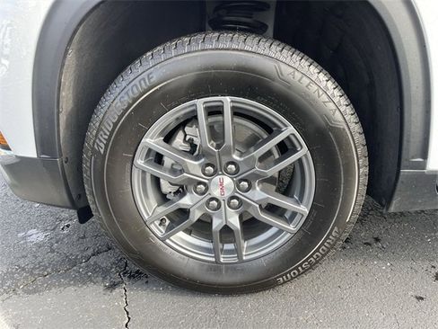 New 2025 GMC Acadia Elevation w/ LPO, Floor Liner Package image 10