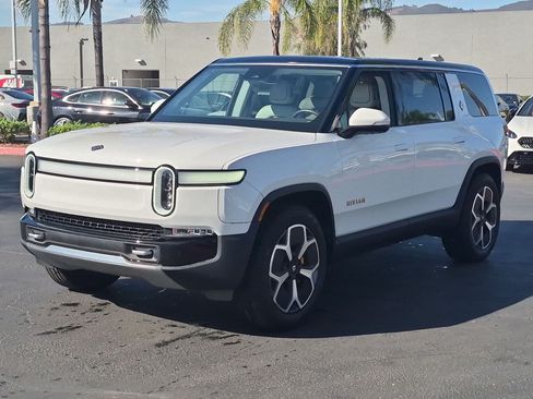 Used 2024 Rivian R1S Adventure AWD/4WD image 5