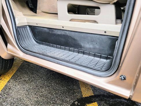 Used 2005 Chevrolet Astro Passenger image 40