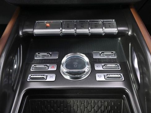 New 2026 Lincoln Nautilus Reserve AWD/4WD image 30