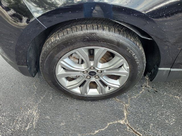 Used 2024 Ford Edge Titanium AWD/4WD image 5