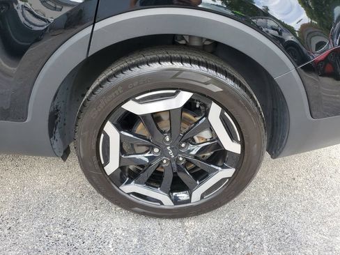 Certified 2024 Kia Telluride S w/ S Sunroof Package FWD image 11