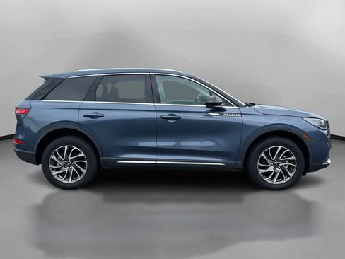 Used 2022 Lincoln Corsair AWD w/ Equipment Group 101A image 7