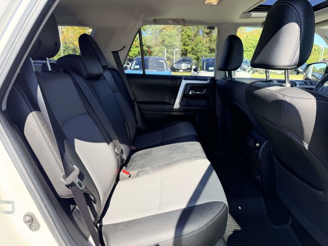Used 2021 Toyota 4Runner SR5 Premium w/ Moonroof Package AWD/4WD image 11