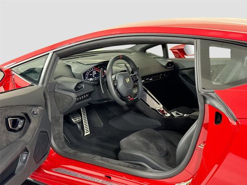 Used 2023 Lamborghini Huracan Tecnica image 10