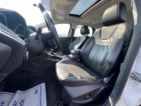 Used 2014 Ford Focus Titanium image 24