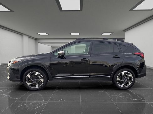 Certified 2025 Subaru Crosstrek 2.5i Limited w/ Crosstrek Mirror Package image 8