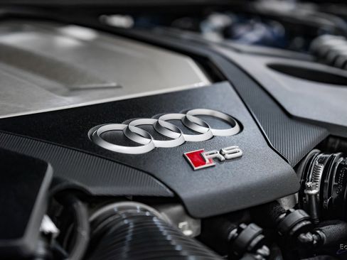 Used 2025 Audi RS 6 performance image 96