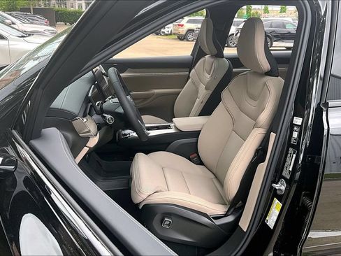 New 2026 Volvo EX90 Plus AWD/4WD image 33