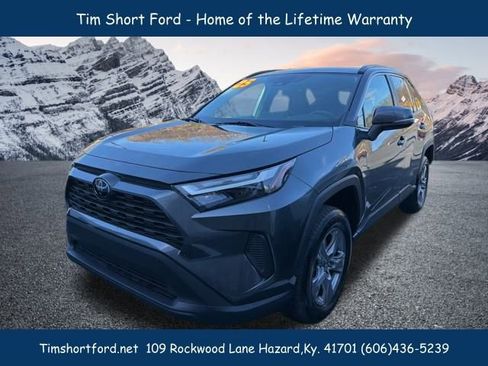 Used 2025 Toyota RAV4 XLE w/ Convenience Package image 1