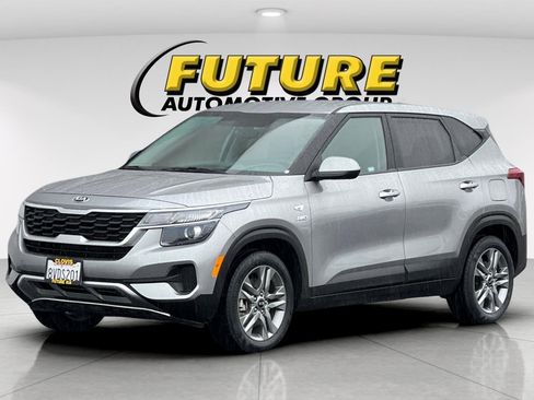 Certified 2021 Kia Seltos LX image 8