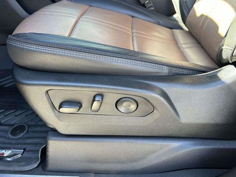 Used 2024 Chevrolet Silverado 2500 High Country w/ Z71 Off-Road Package image 17