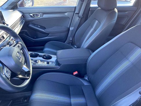 Used 2024 Honda Civic Sport image 11