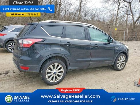 Used 2017 Ford Escape Titanium image 4