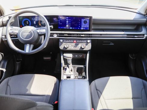 Used 2026 Hyundai Tucson SE FWD image 6