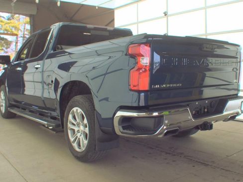 Used 2023 Chevrolet Silverado 1500 LTZ w/ LTZ Convenience Package II AWD/4WD image 8