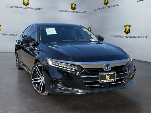 Used 2021 Honda Accord Touring image 3