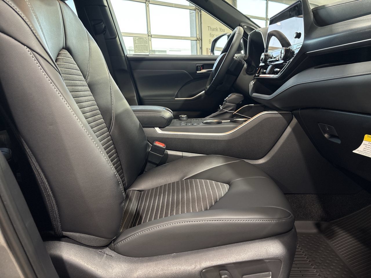 New 2026 Toyota Highlander XSE AWD/4WD image 27