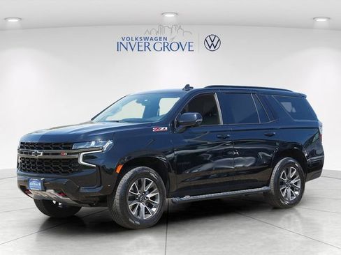 Used 2021 Chevrolet Tahoe Z71 w/ Z71 Signature Package AWD/4WD image 3