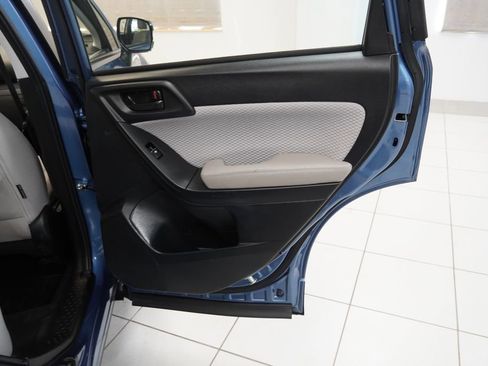 Used 2018 Subaru Forester 2.5i w/ Alloy Wheel Package image 21