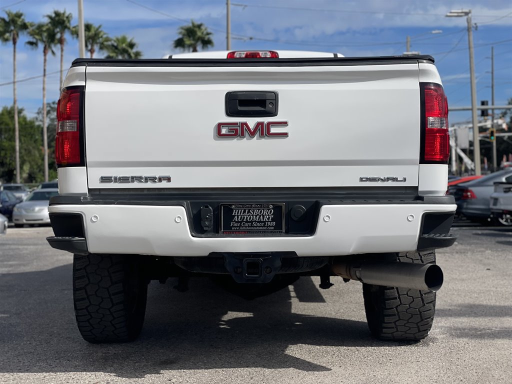 Used 2015 GMC Sierra 2500 Denali w/ Duramax Plus Package AWD/4WD image 16