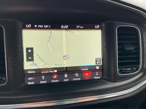 Used 2018 Dodge Charger R/T Scat Pack RWD image 9