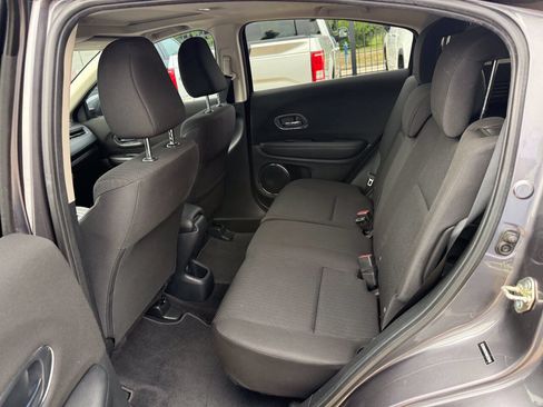 Used 2017 Honda HR-V EX image 13