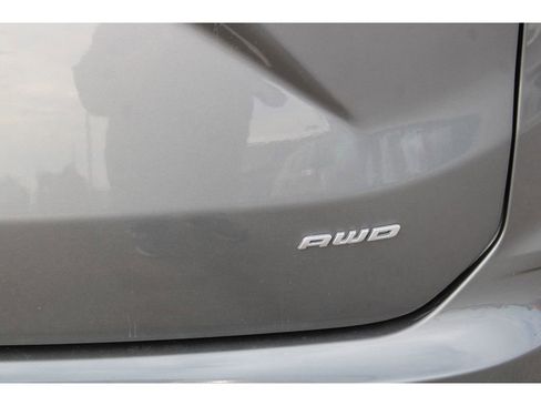 Used 2023 Ford Edge Titanium image 5