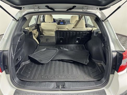 Used 2019 Subaru Outback 2.5i image 14